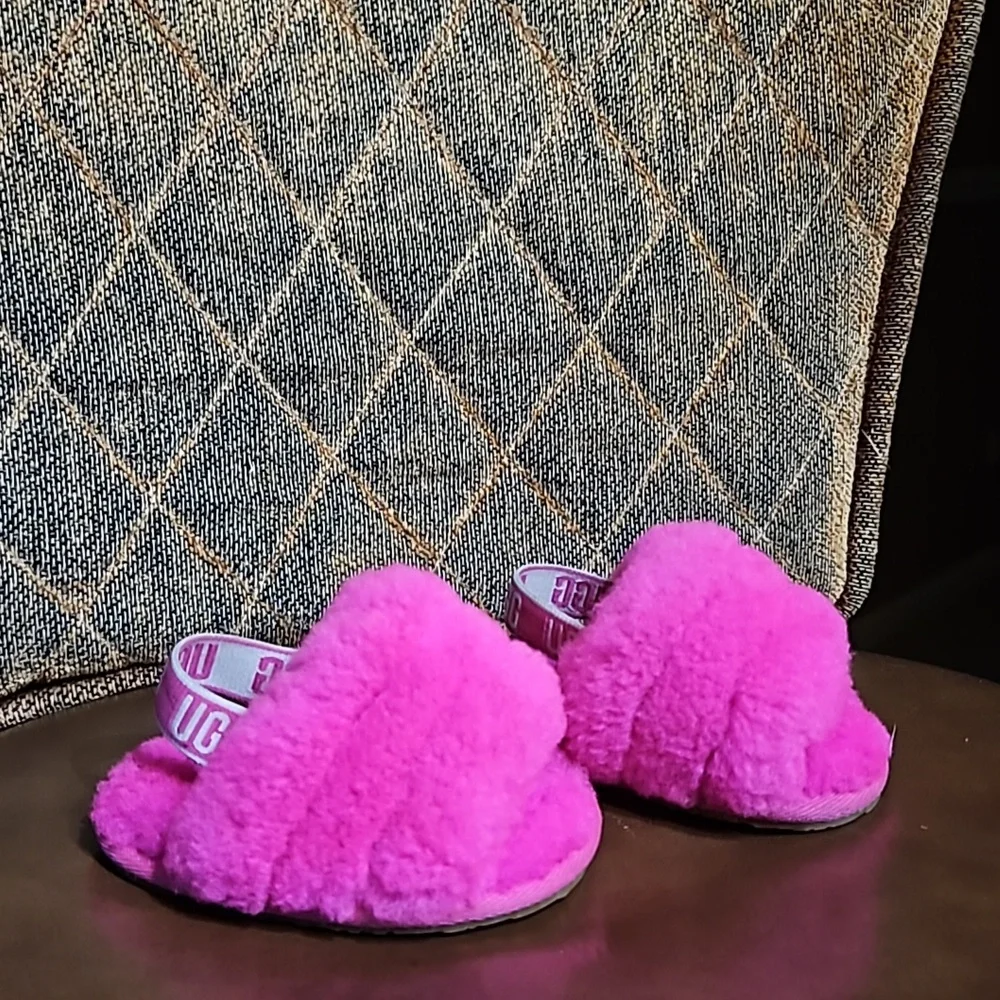 UGG Fluff Yeah Slides Slippers Shoes Pink Sheepskin Fur